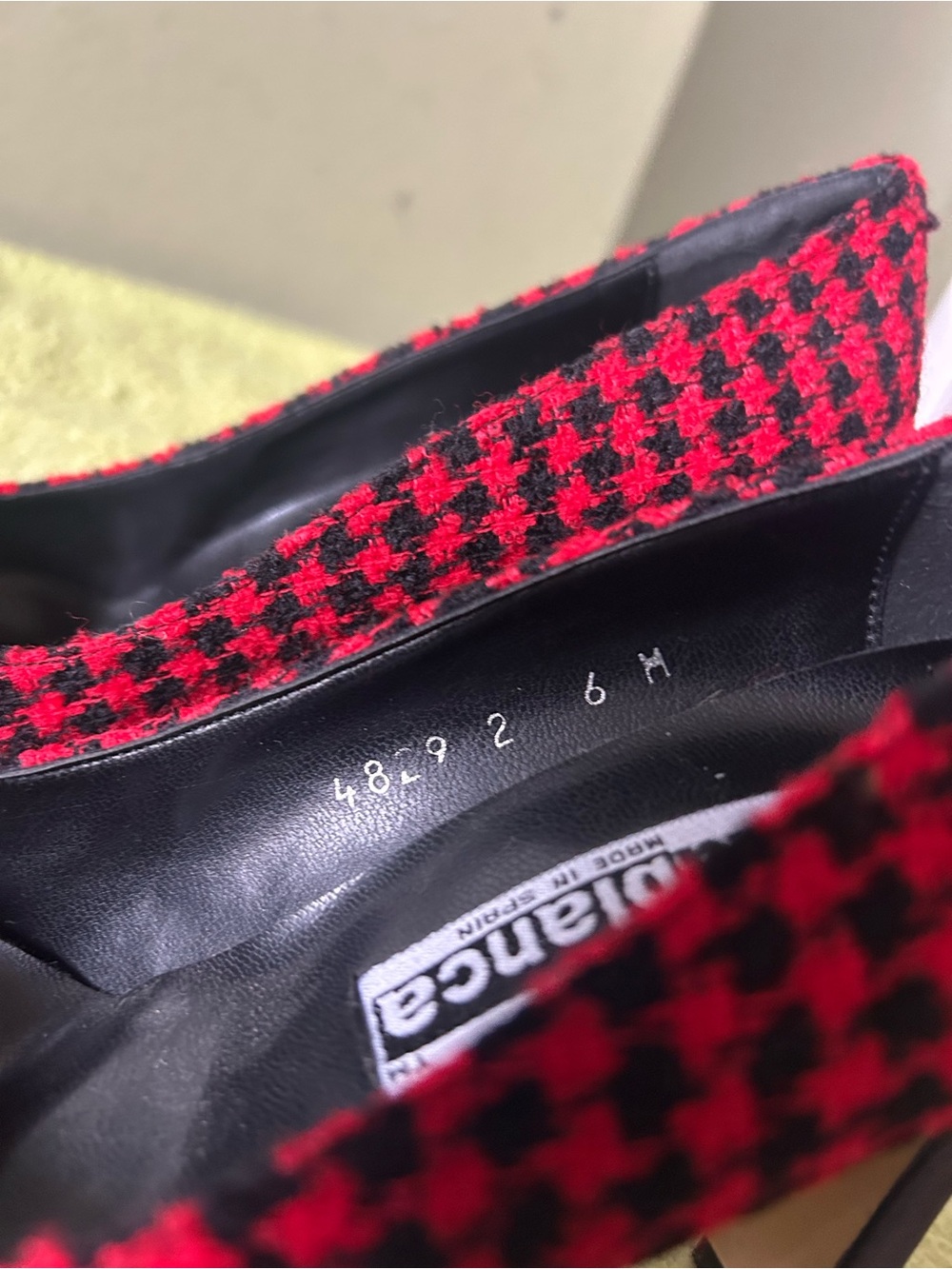 NWOB Costa Blanca Red & Black Houndstooth Pointed Pumps Sz 6 - Picture 10 of 12